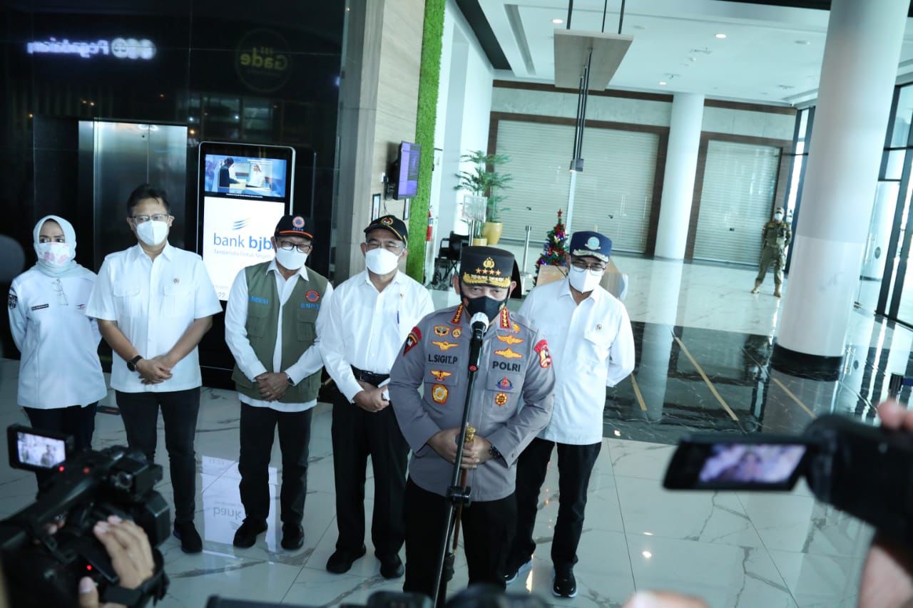 Tinjau Pelabuhan Merak, Kapolri Pastikan Prokes Agar Tak Ada Lonjakan Pasca-Nataru
